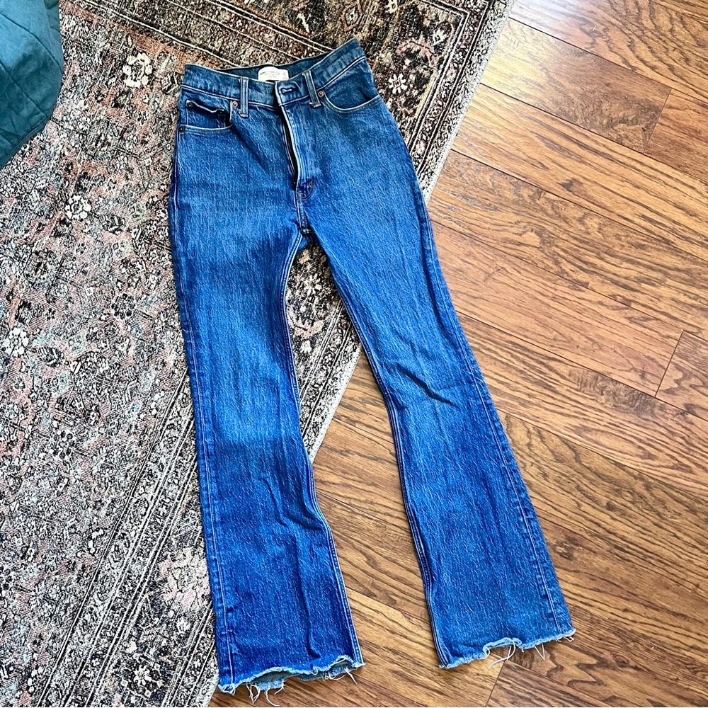 Abercrombie & Fitch Vintage Flare High Rise Jeans Size 25